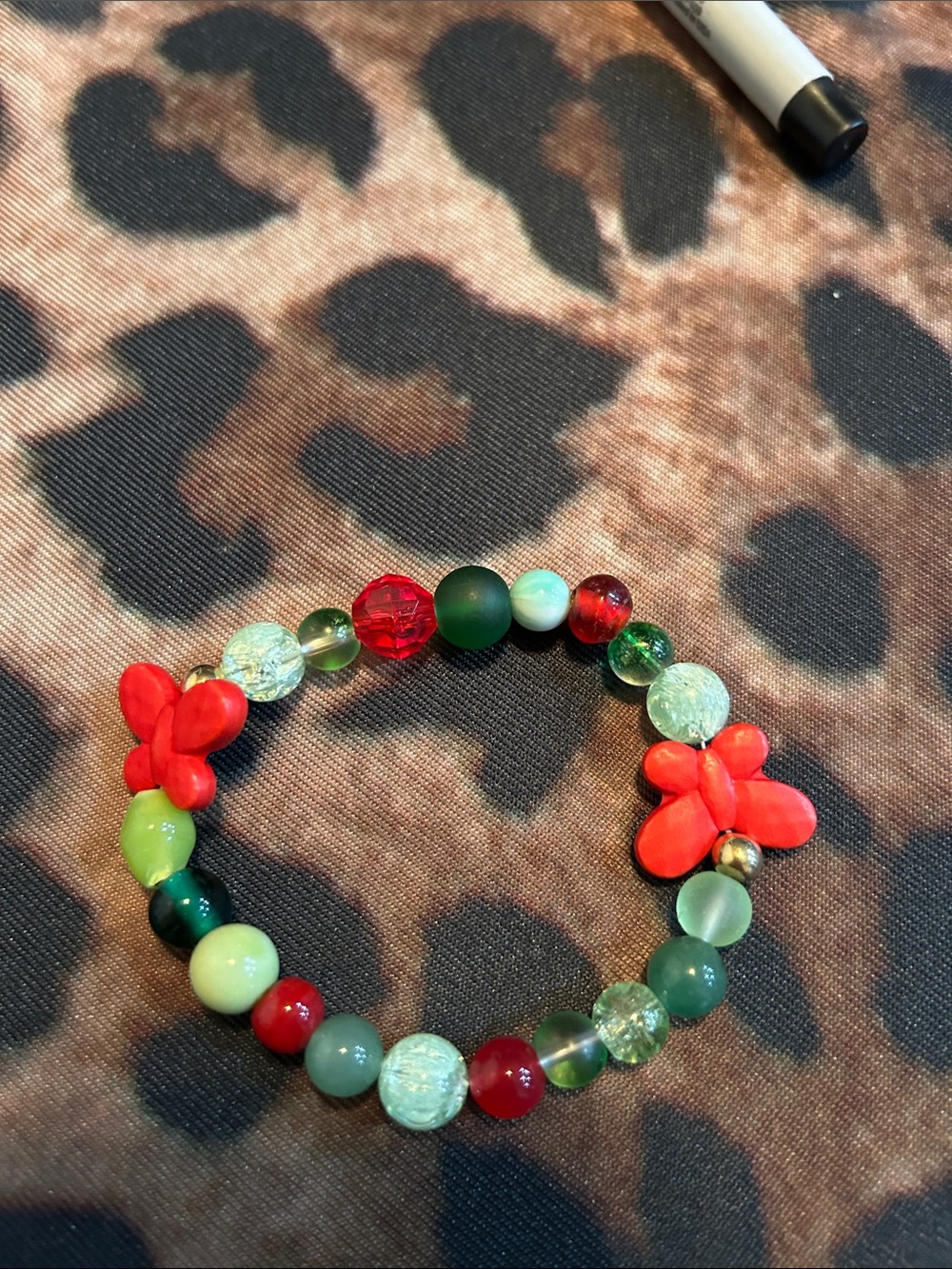 Hand Crafted Red & Green Floral Beaded Stretch Bracelet
